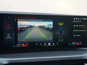 BMW i4 (2025) thumbnail 17