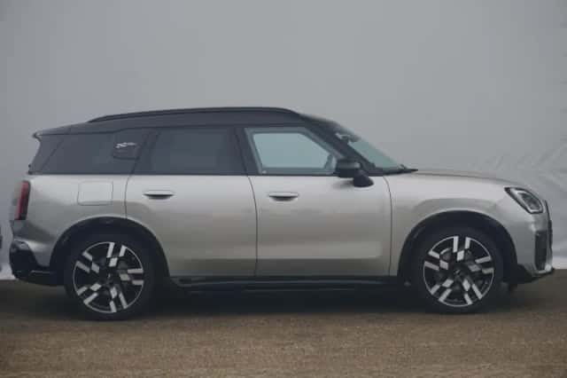 MINI Countryman (2025) thumbnail 5