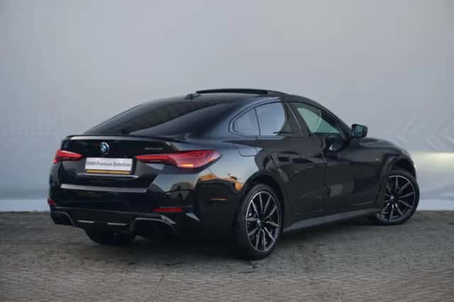 BMW i4 (2026) thumbnail 2