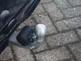 BMW i4 (2026) thumbnail 12