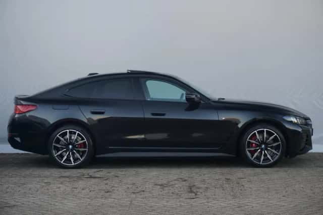 BMW i4 (2026) thumbnail 5