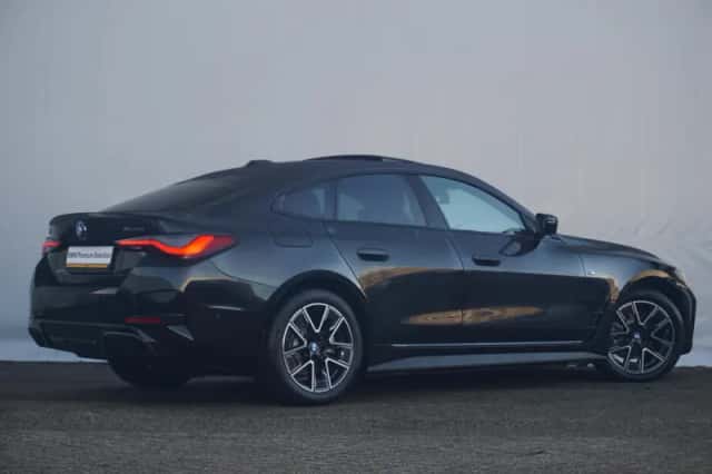 BMW i4 (2026) thumbnail 2