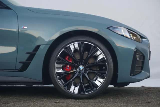 BMW i4 (2026) thumbnail 6