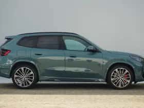 BMW X1 (2024) thumbnail 4