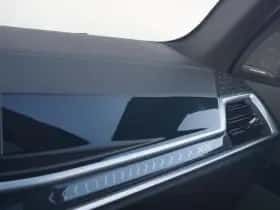 BMW X5 (2023) thumbnail 13