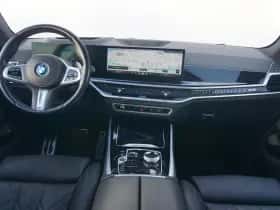 BMW X5 (2023) thumbnail 7