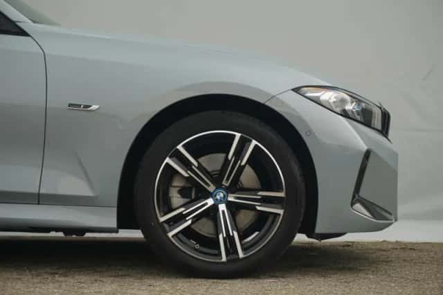 BMW 3-Serie (2023) thumbnail 6