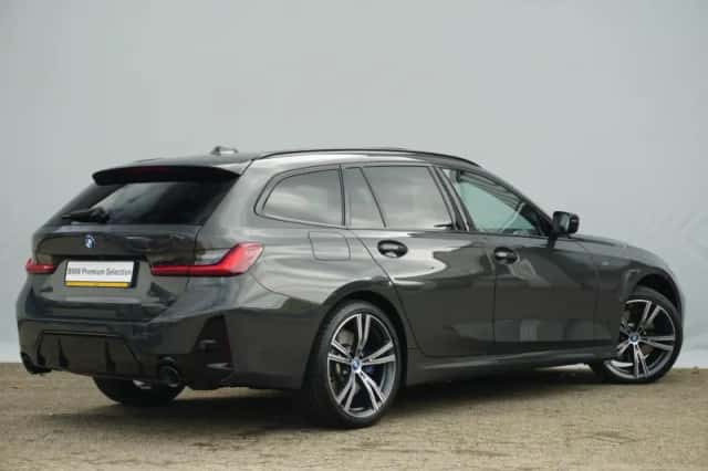 BMW 3-Serie (2024) thumbnail 2