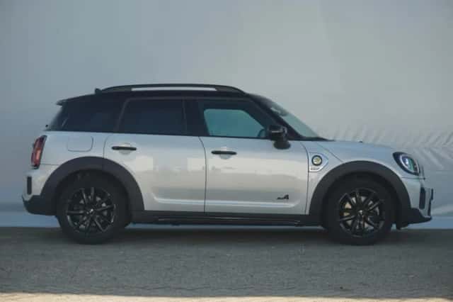 MINI Countryman (2022) thumbnail 4