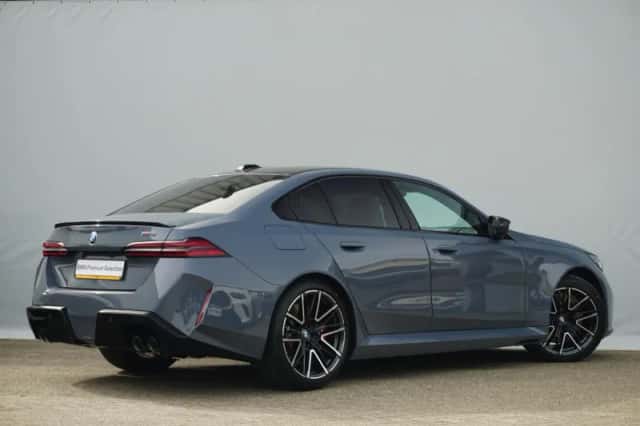 BMW M5 (2026) thumbnail 2