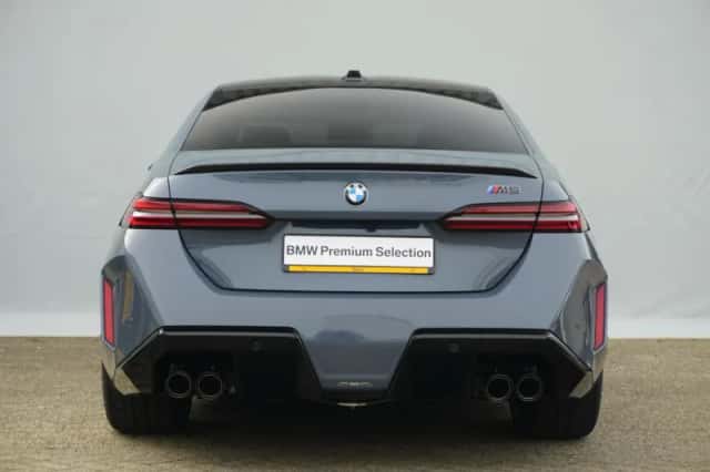 BMW M5 (2026) thumbnail 5