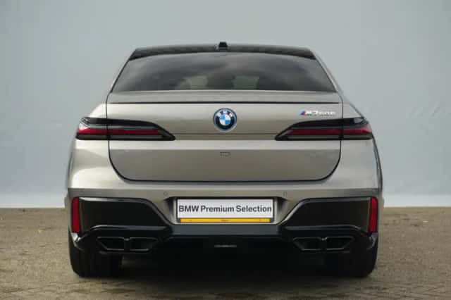 BMW 7-Serie (2025) thumbnail 5
