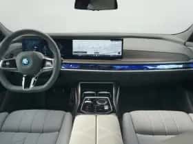 BMW 7-Serie (2025) thumbnail 7
