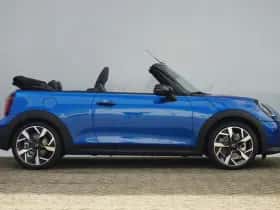 MINI Cabrio (2026) thumbnail 4