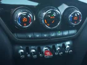 MINI Countryman (2018) thumbnail 12