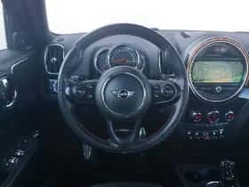 MINI Countryman (2018) thumbnail 9