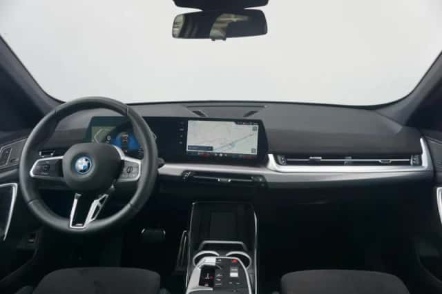 BMW X1 (2025) thumbnail 6