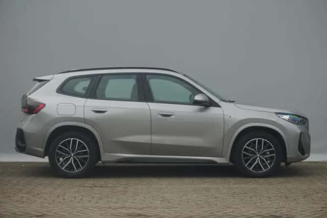 BMW X1 (2025) thumbnail 5