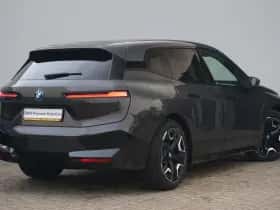 BMW iX (2026) thumbnail 2