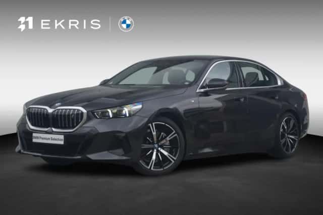 BMW i5 (2026) thumbnail 1