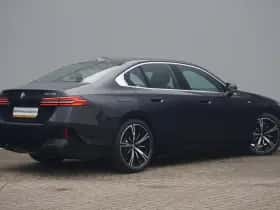 BMW i5 (2026) thumbnail 2