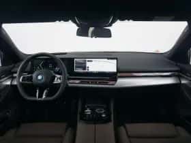BMW i5 (2026) thumbnail 15