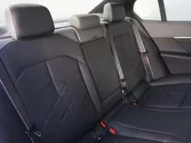 BMW i5 (2026) thumbnail 11