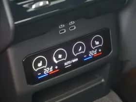 BMW i5 (2026) thumbnail 12