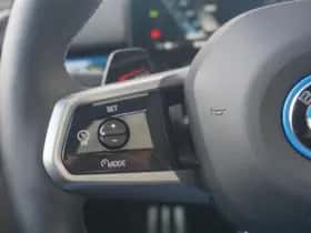 BMW i5 (2026) thumbnail 16