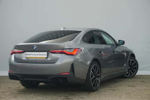 BMW i4 (2026) thumbnail 2