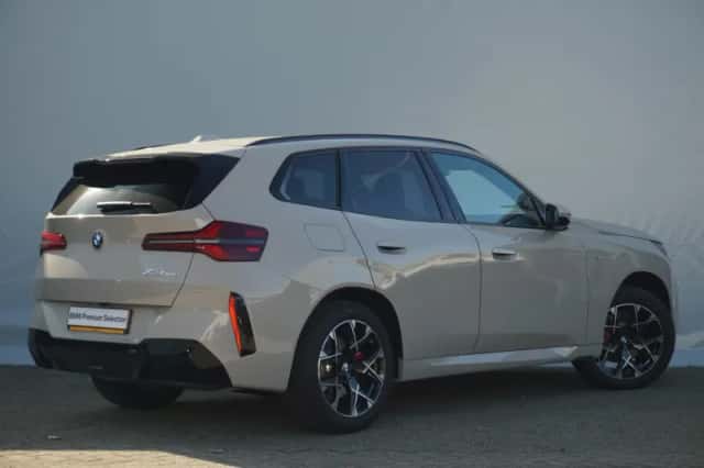 BMW X3 (2026) thumbnail 2