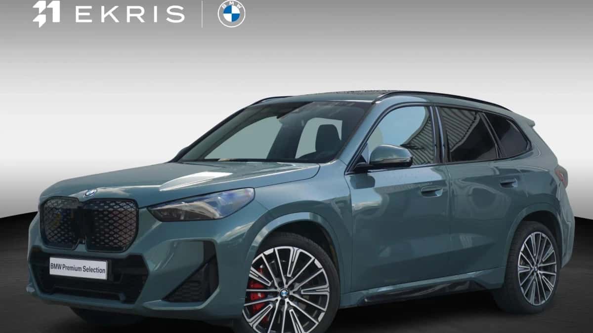 BMW iX1 (2025) — foto 1