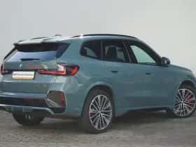 BMW iX1 (2025) thumbnail 2