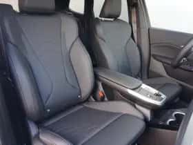 BMW iX1 (2025) thumbnail 8