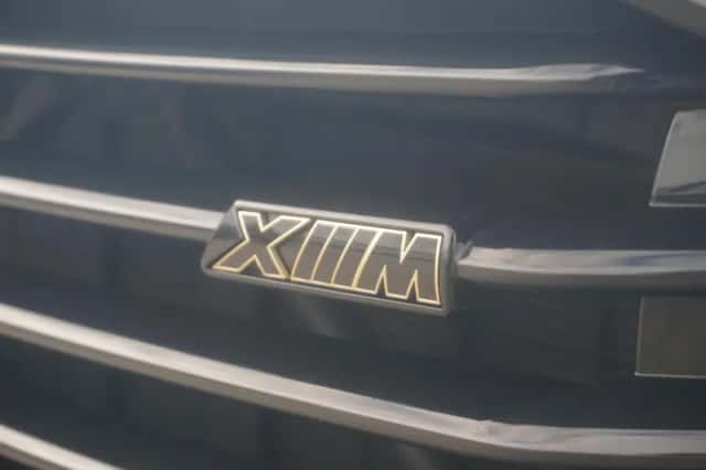 BMW XM (2024) thumbnail 4