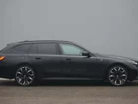 BMW 5-Serie (2025) thumbnail 3