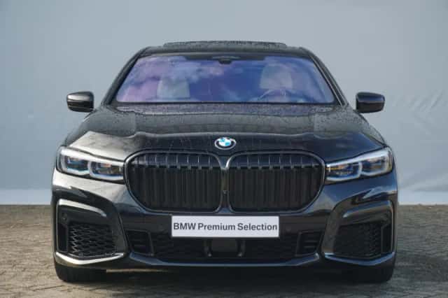 BMW 7-Serie (2022) thumbnail 3