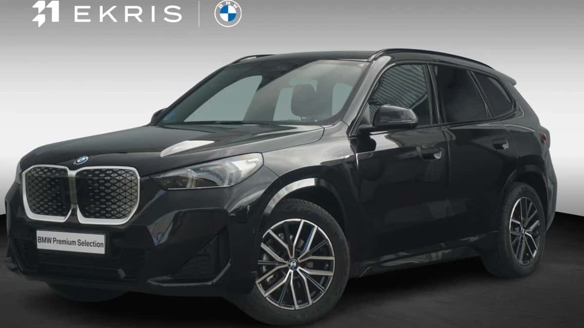 BMW iX1 (2025) — foto 1