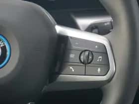 BMW iX1 (2025) thumbnail 15