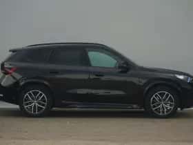 BMW iX1 (2025) thumbnail 5