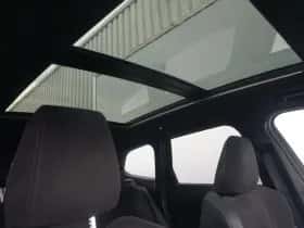 BMW iX1 (2025) thumbnail 8