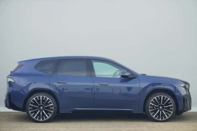 BMW iX3 (2026) thumbnail 4