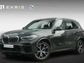BMW X5 (2023)