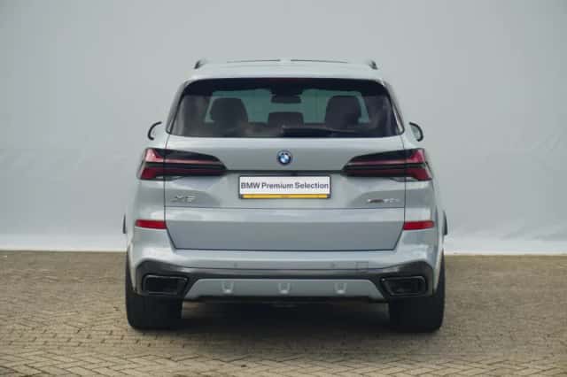 BMW X5 (2025) thumbnail 5