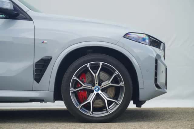 BMW X5 (2025) thumbnail 6
