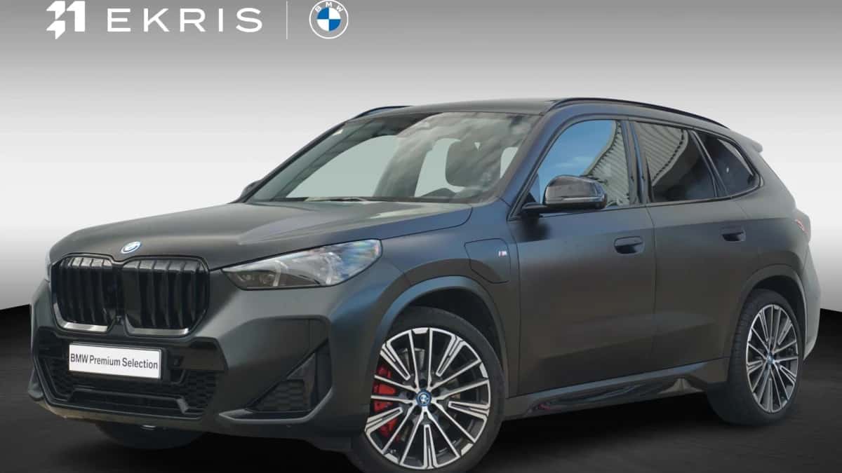 BMW X1 (2024) — foto 1