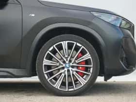 BMW X1 (2024) thumbnail 6