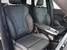 BMW X1 (2024) thumbnail 8