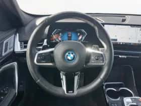 BMW X1 (2024) thumbnail 9