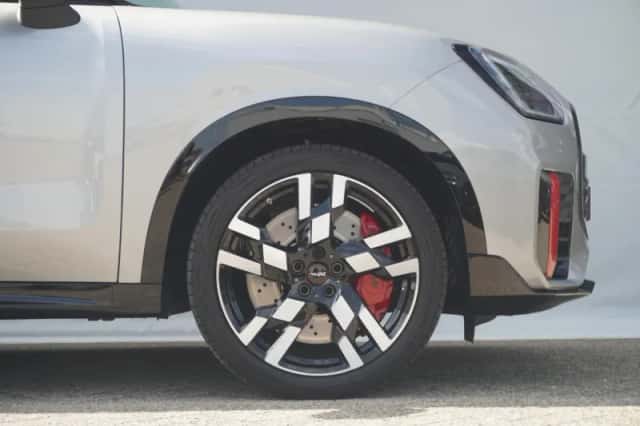 MINI Countryman (2026) thumbnail 6